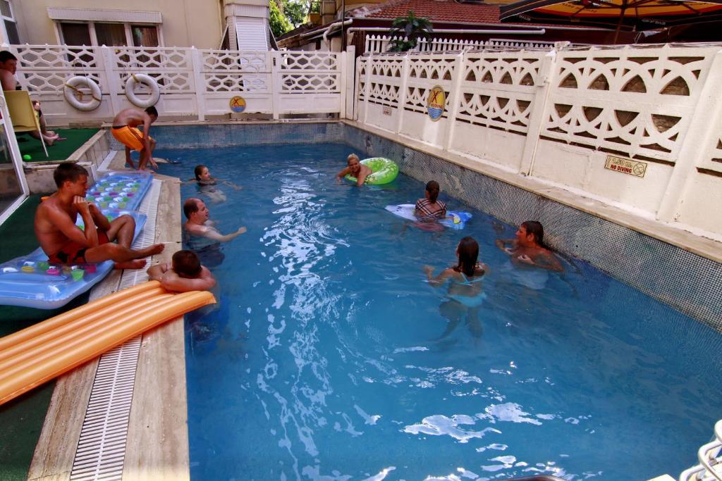 Kleopatra Bavyera Hotel Alanya Ngoại thất bức ảnh